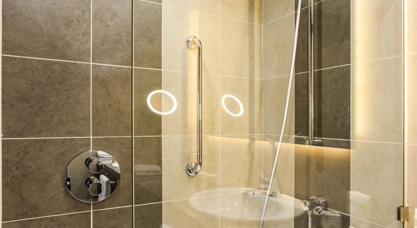Гостиница DoubleTree by Hilton Hotel Tyumen Тюмень
